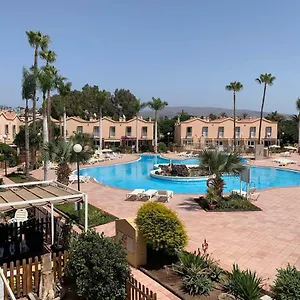 Oasis Apartment